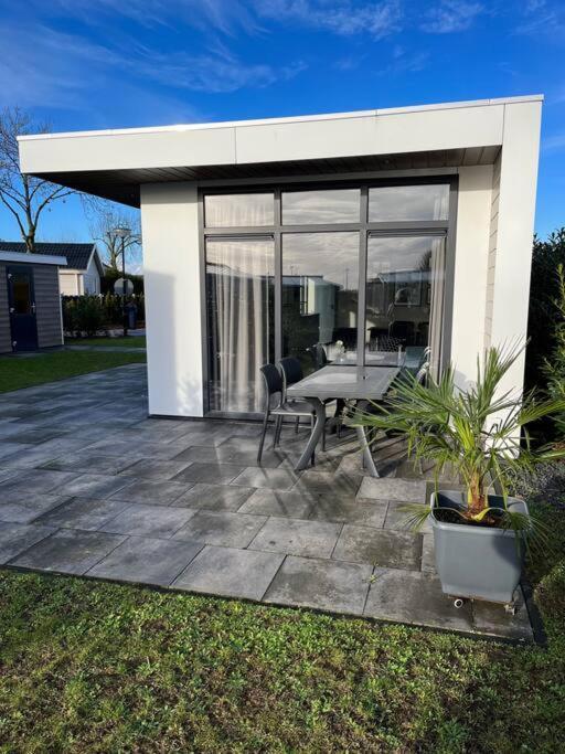Luxus Chalet Waterfront Lathum Buitenkant foto
